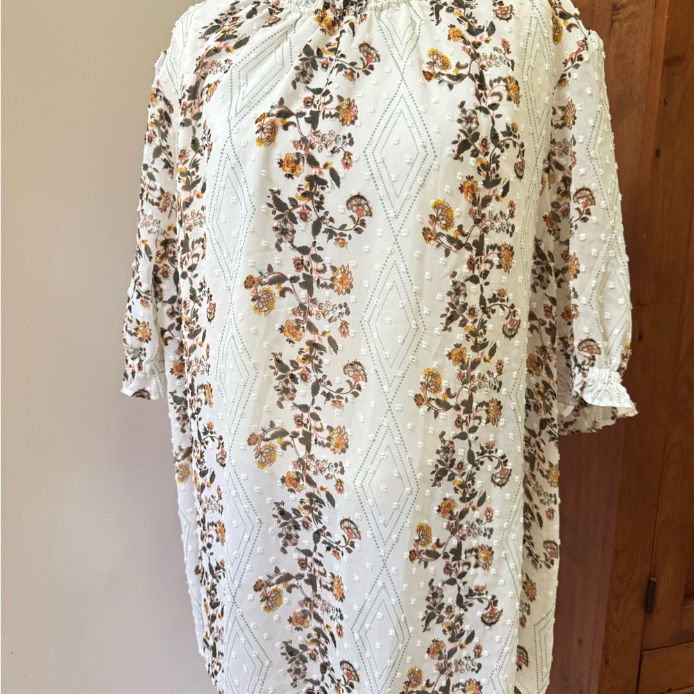 Good Hart short sleeved blouse